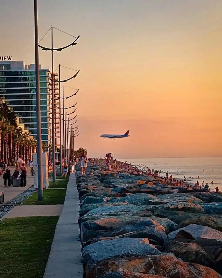Sea Line Aparthotel & Batumi Beach Resort Экстерьер фото